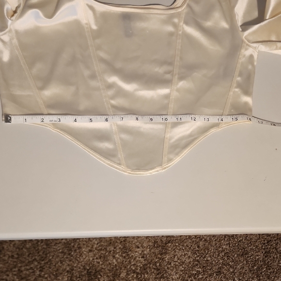 H&M NWOT DIVIDED Cream Satin Top - Picture 6 of 10